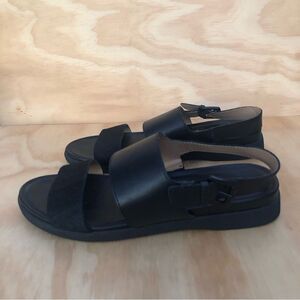 Naturalizer Black Leather Sandals Women’s Size 9.5